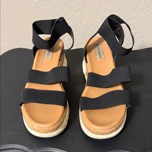 Steve Madden Black and Brown Women's Sandals